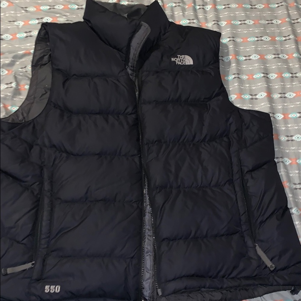 Men’s XL North Face 550 Puffer Vest